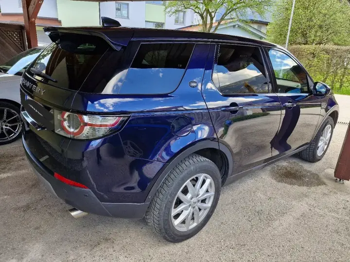 Land Rover Discovery Sport 2017 photo 3