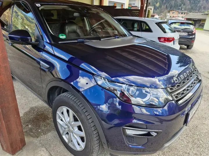Land Rover Discovery Sport 2017 photo 2