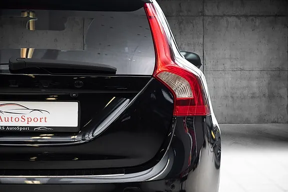 Volvo V60 2014 photo 4
