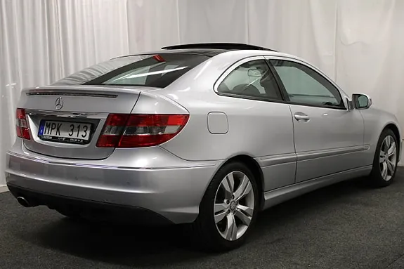 Mercedes-Benz Clc180 2010 photo 4