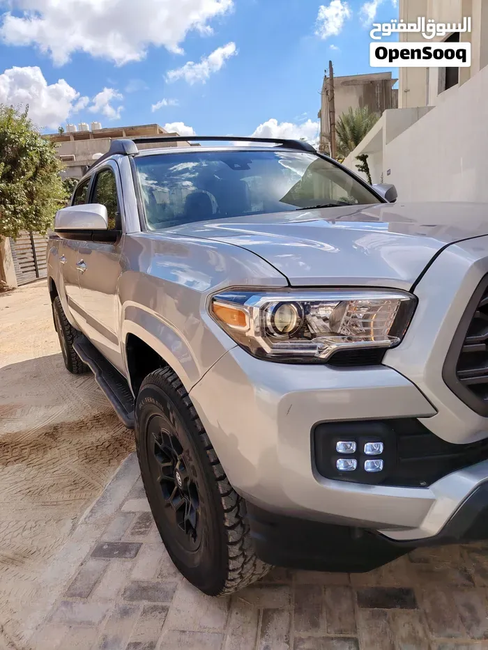 Toyota Tacoma 2022 photo 2
