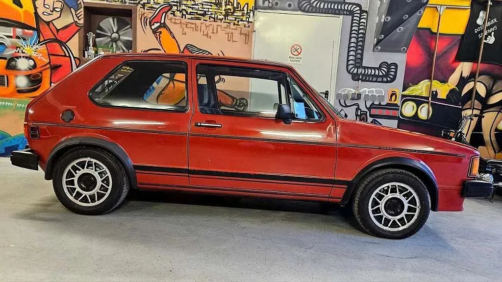 Volkswagen Golf 1984 photo 2