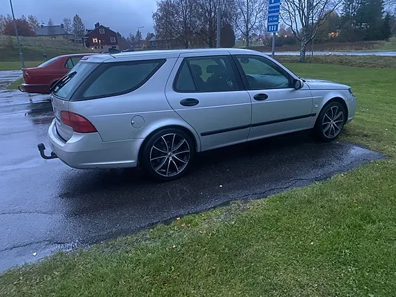 Saab 9-5 2006 photo 2
