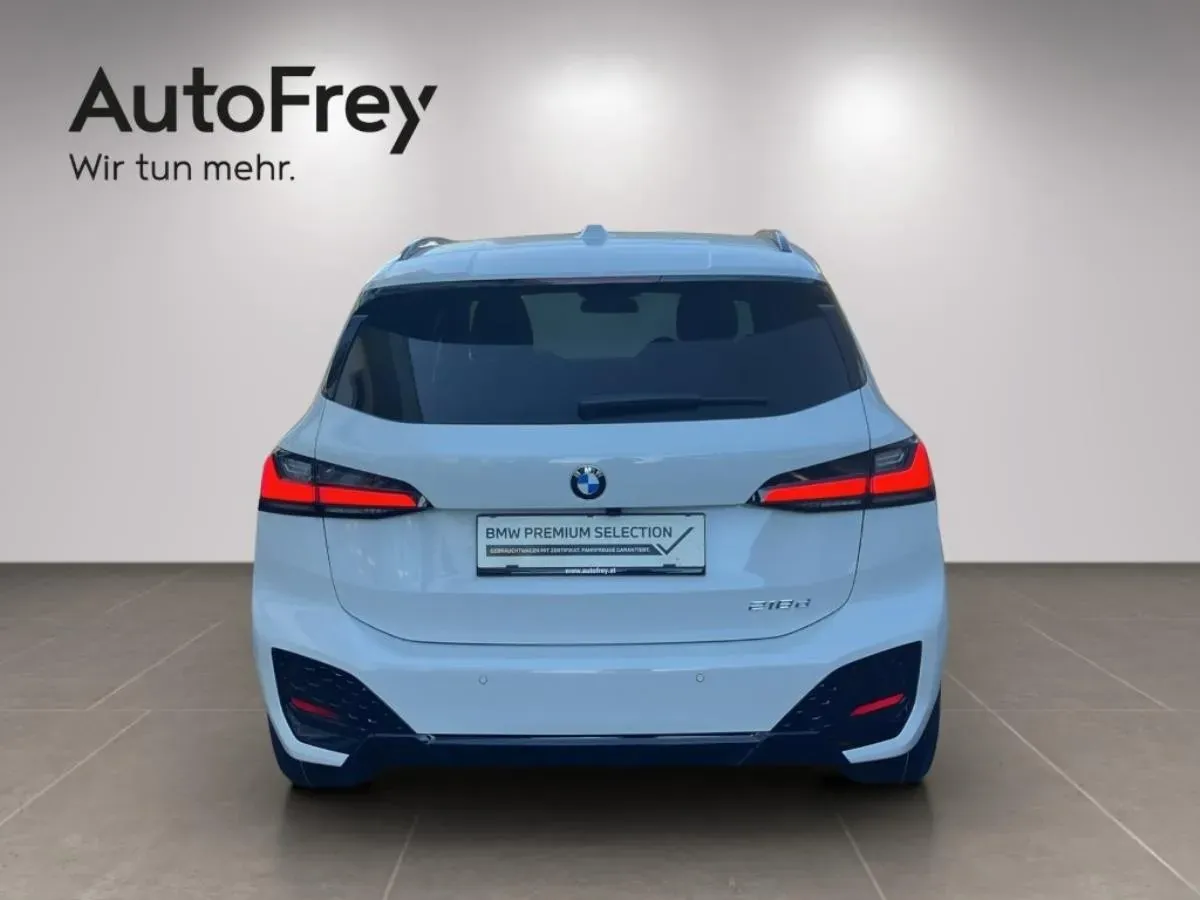 BMW 2 Series 2025 photo 3