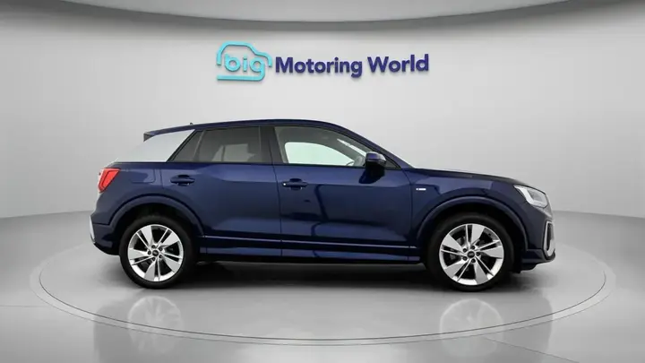 Audi Q2 2022 photo 5