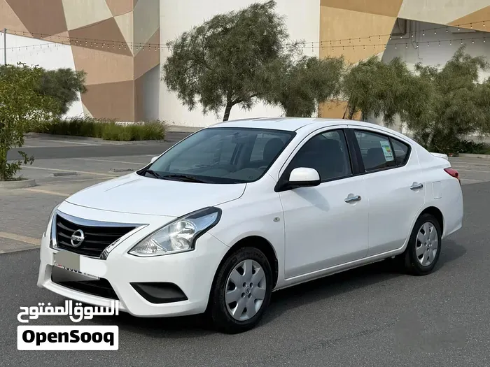 Nissan Sunny 2022 photo 2