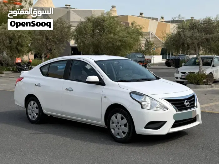 Nissan Sunny 2022 photo 4