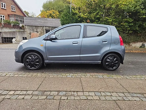 Suzuki Alto 2010 photo 5