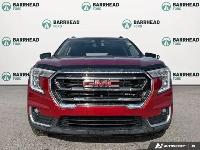 GMC Terrain 2024 photo 2