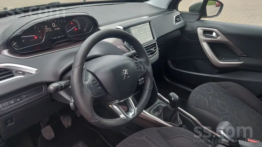 Peugeot 2008 2014 photo 3
