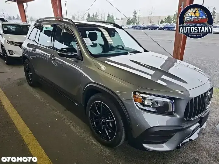 Mercedes-Benz Glb
