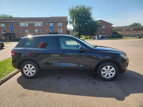 Volkswagen Touareg 2013 photo 3