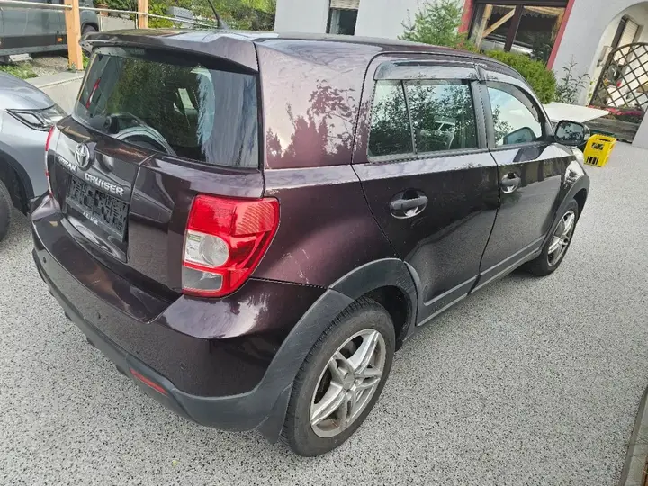 Toyota Urban Cruiser 2010 photo 3