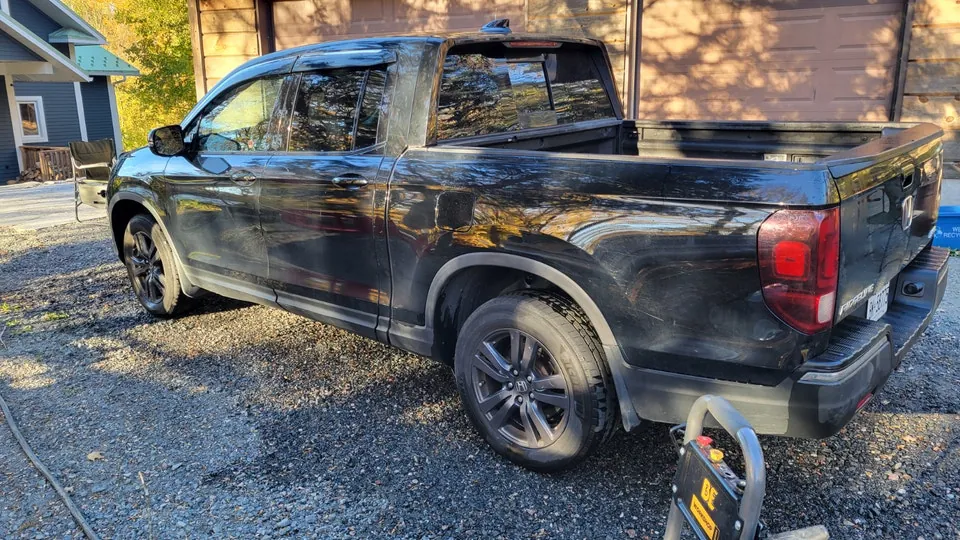 Honda Ridgeline 2018 photo 2