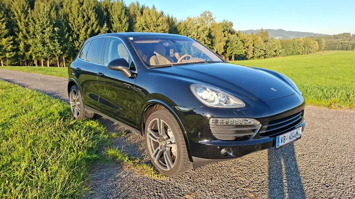Porsche Cayenne 2011 photo 3