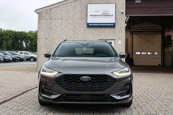 Ford Focus 2025 photo 2