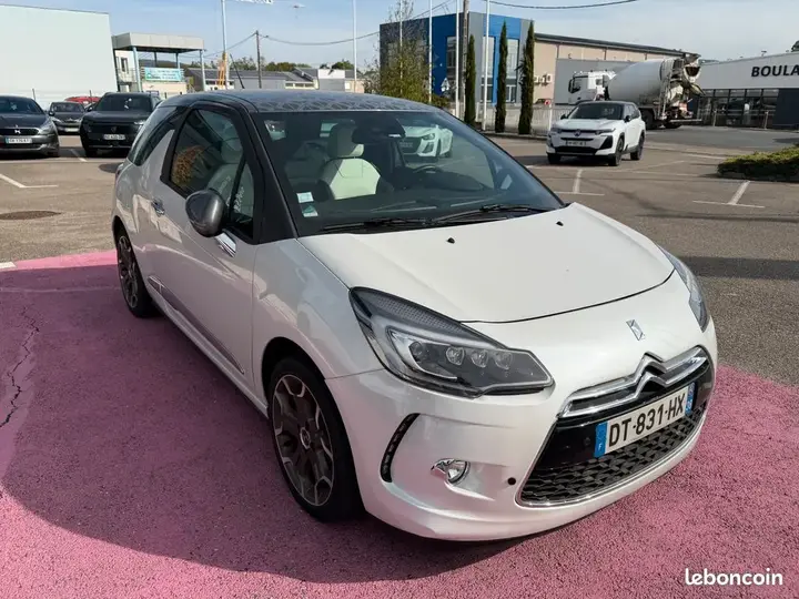 DS Automobiles Ds3 2015 photo 5