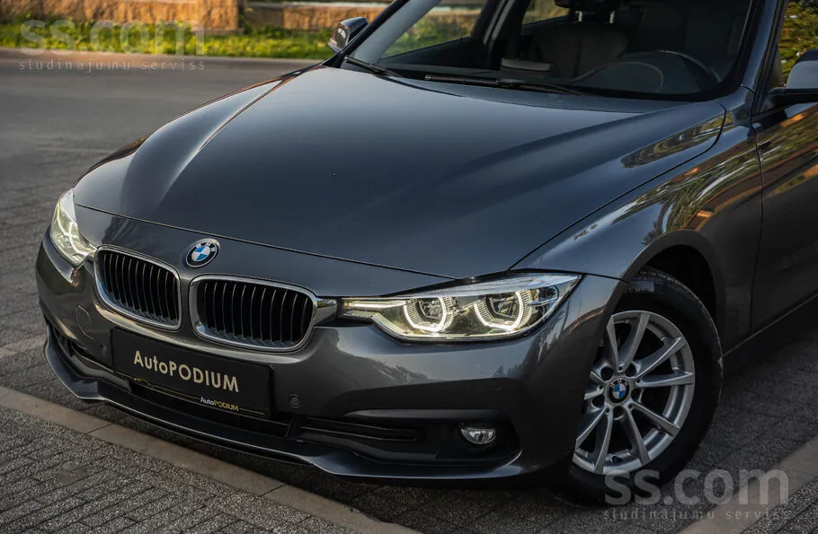 BMW 318 2015 photo 2