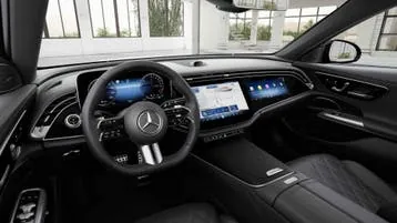 Mercedes-Benz E-Class 2024 photo 2