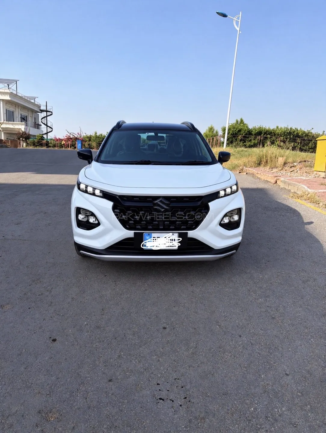 Suzuki Fronx