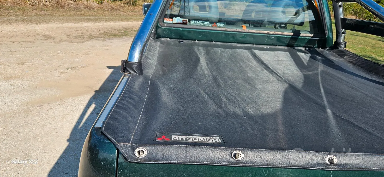 Mitsubishi L200 1999 photo 2