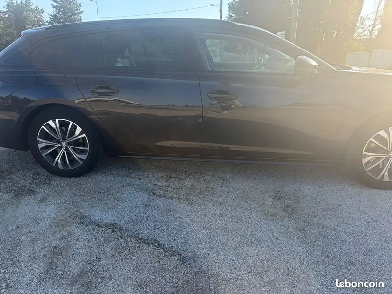 Peugeot 508 2022 photo 2