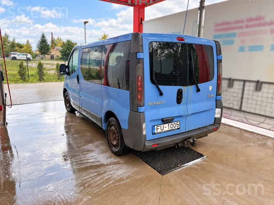Renault Trafic 2006 photo 3