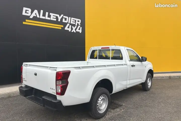 Isuzu D-Max 2026 photo 2