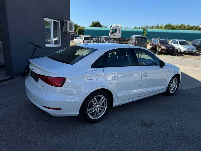 Audi A3 2015 photo 4