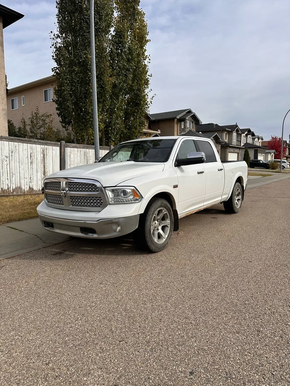 Dodge Ram 1500 2014 photo 2