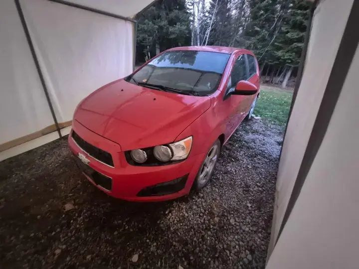 Chevrolet Sonic 2013 photo 2