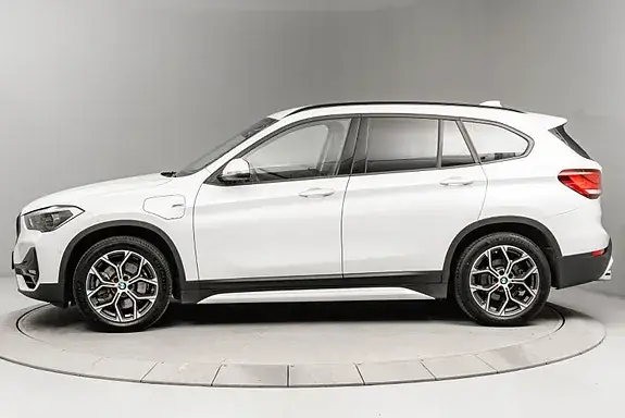 BMW X1 2022 photo 2