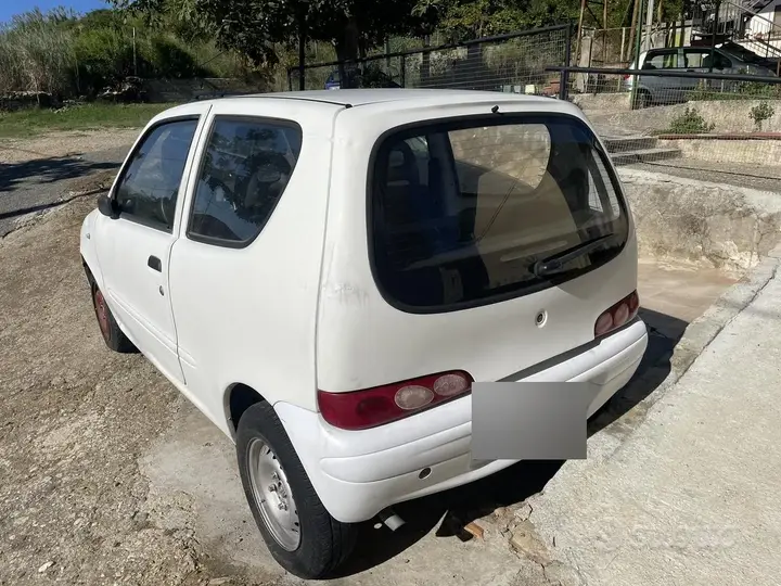 Fiat Seicento 2002 photo 2