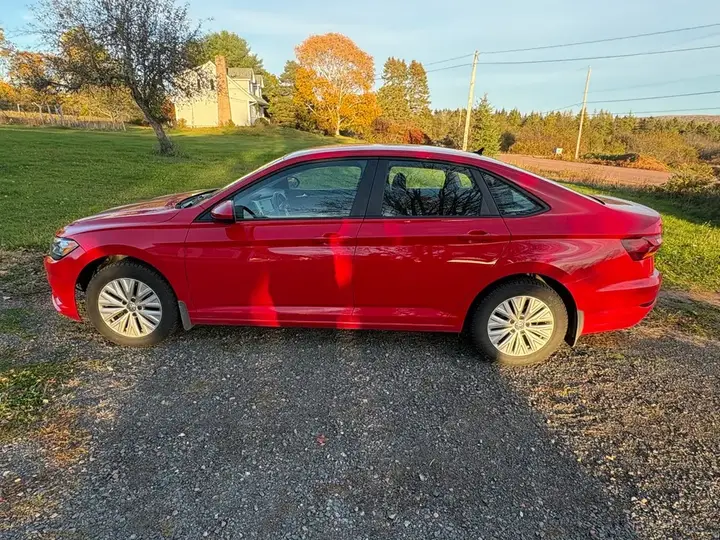Volkswagen Jetta 2019 photo 3