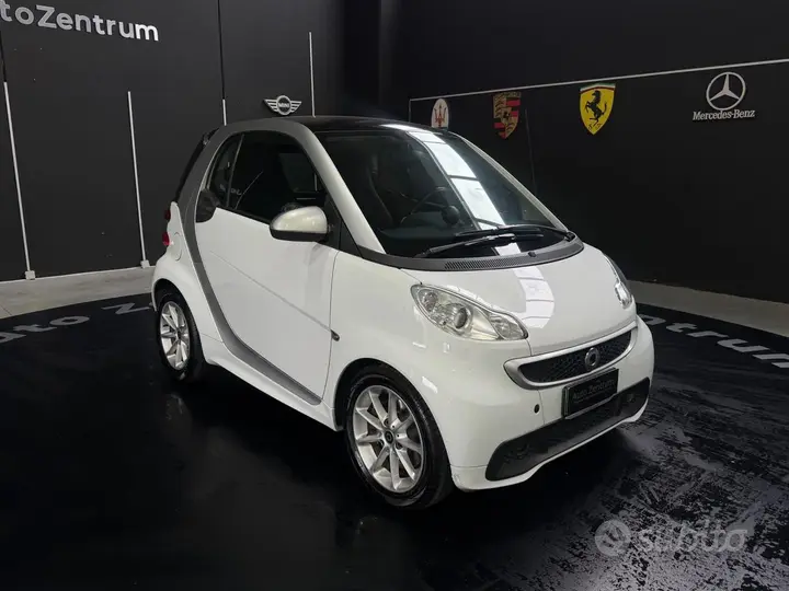 Smart Fortwo 2013 photo 2
