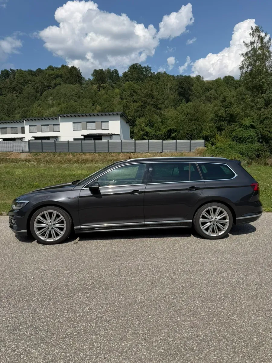 Volkswagen Passat 2018 photo 2