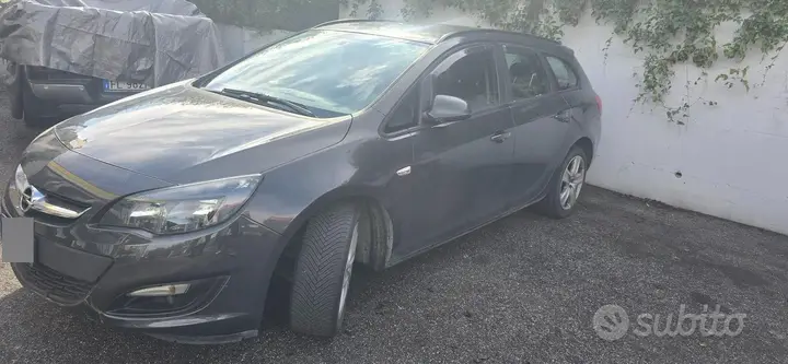 Opel Astra 2015 photo 3