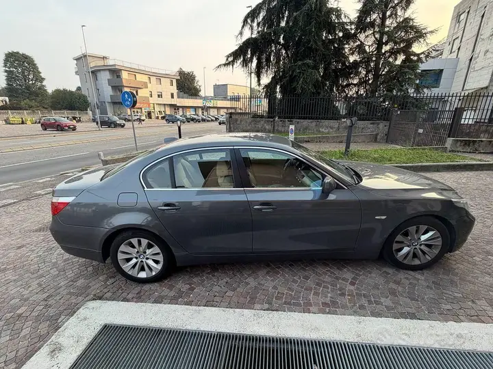 BMW 5 Series 2006 photo 4