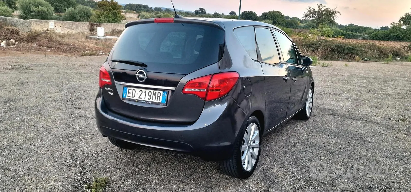 Opel Meriva 2011 photo 3