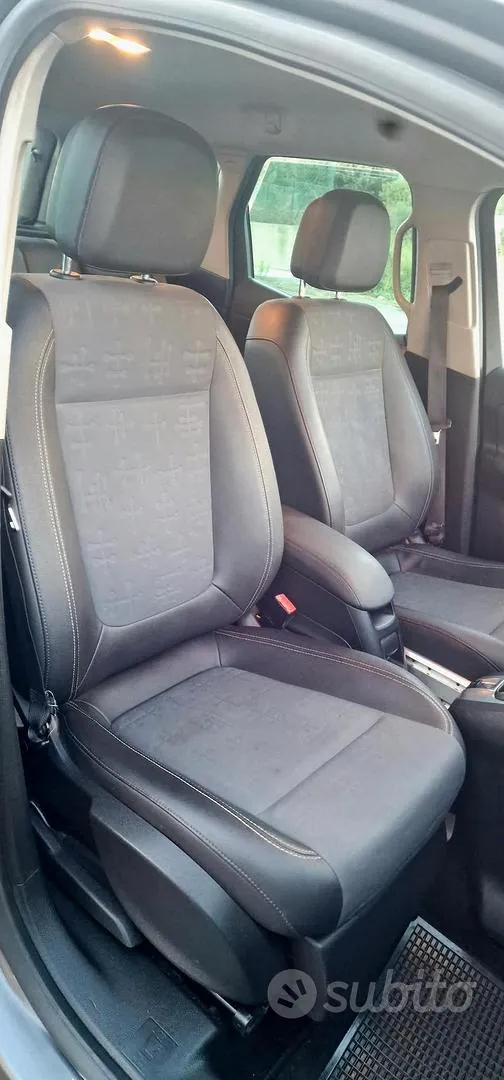 Opel Meriva 2011 photo 4