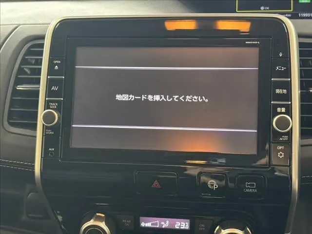 Nissan Serena 2016 photo 5