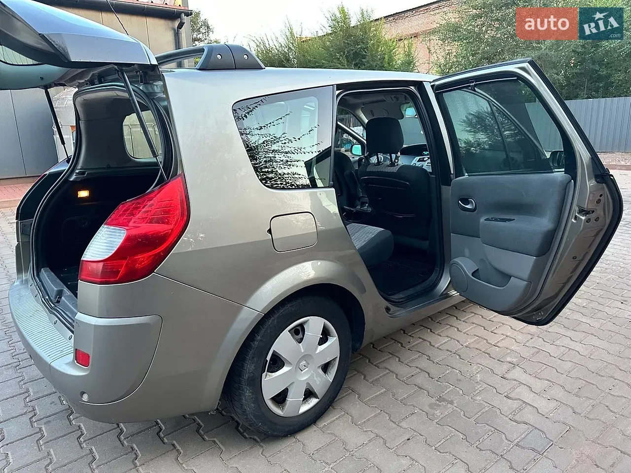 Renault Grand Scenic 2008 photo 4