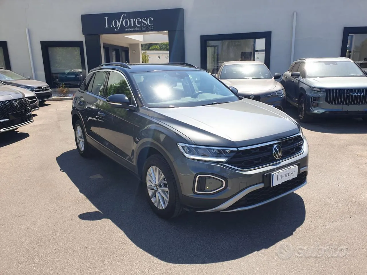 Volkswagen T-Roc 2025 photo 2