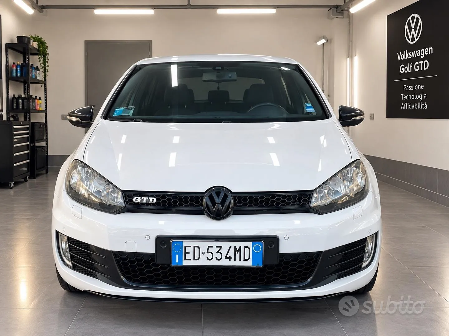 Volkswagen Golf 2010 photo 4