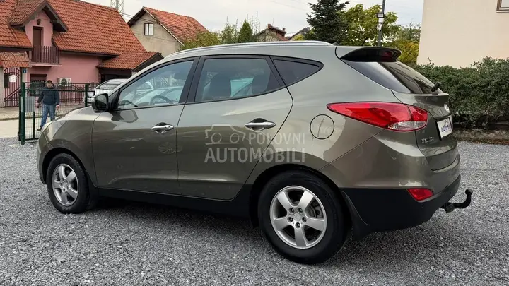 Hyundai Ix35 2011 photo 2