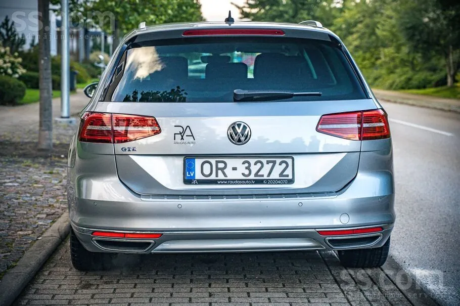 Volkswagen Passat 2017 photo 5