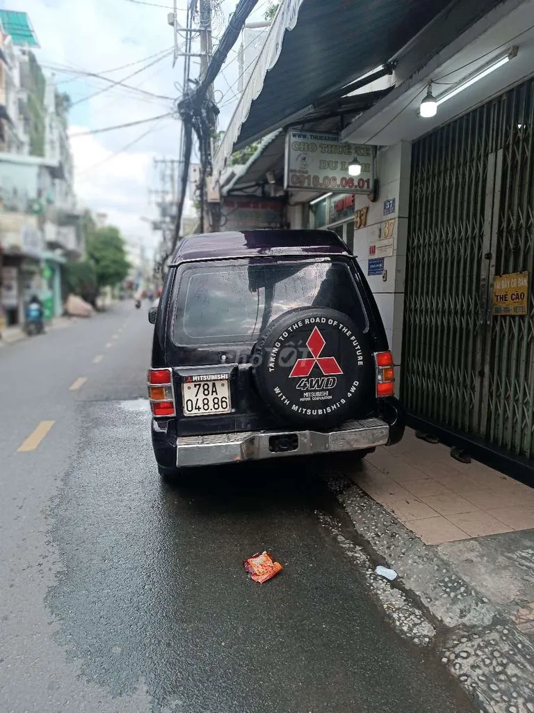 Mitsubishi Pajero 1997 photo 3