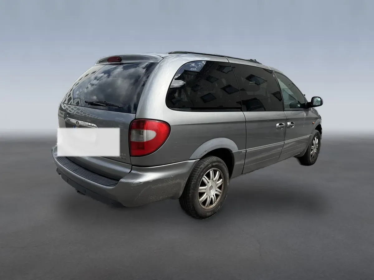 Chrysler Voyager 2006 photo 3