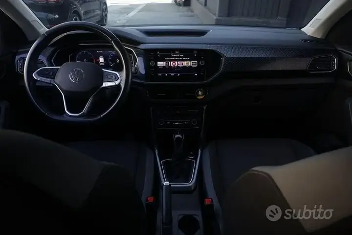 Volkswagen T-Cross 2021 photo 2