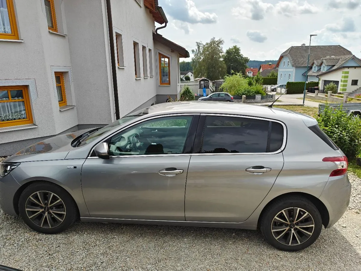 Peugeot 308 2015 photo 3